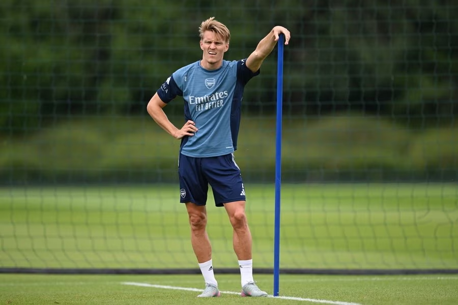 Arsenal kick off summer training in Colney, London